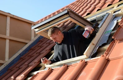 Pose de fenêtres de toit Velux aux Nouillers